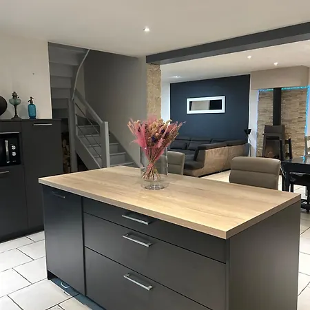 Maison Spacieuse Marennes  Extérieur photo