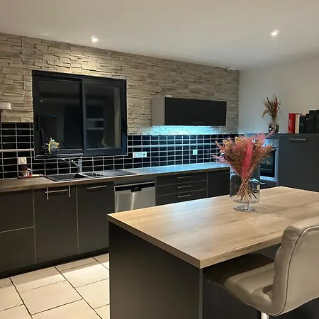 Maison Spacieuse Marennes  Extérieur photo